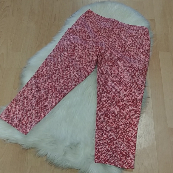 Chico's Serene Stretch Crop Capri Pant - Picture 9 of 9